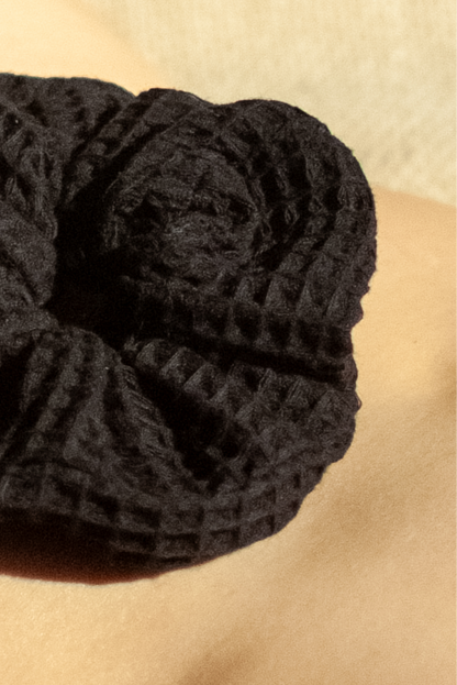 Waffle Scrunchie Black